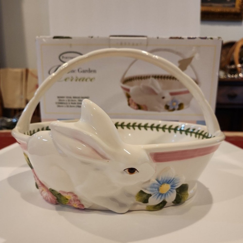 Portmeirion Easter Botanic Garden Terrace Oval Bunny Basket